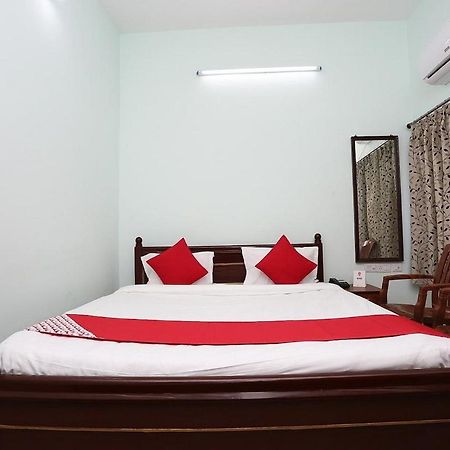 Hotel Lovely Inn ! Puri Exterior foto